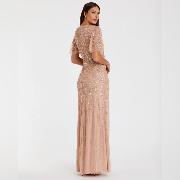 NWT MacDuggal Pink Embellished Flutter Sleeve Gown$698 Sz 16 - Picture 3 of 8